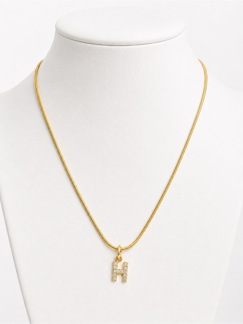 Premier Designs Gold-Tone Initial "H"  Charm Necklace 18" Rope chain